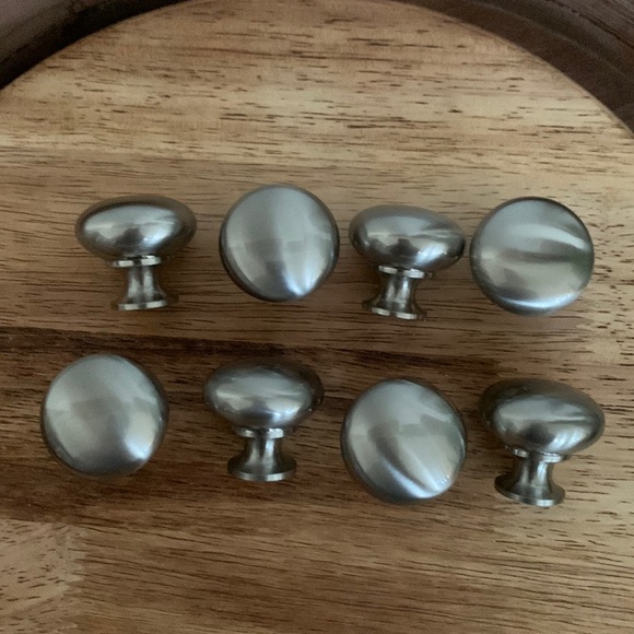 8 Brushed Nickel Kitchen Knobs Vintage Pottery Barn - Picture 1 of 6